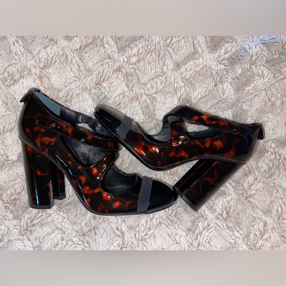 Tory Burch Amble Tortoise Criss Cross Pump *NEW* never worn no box